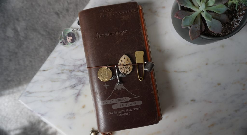 Midori travelers notebook